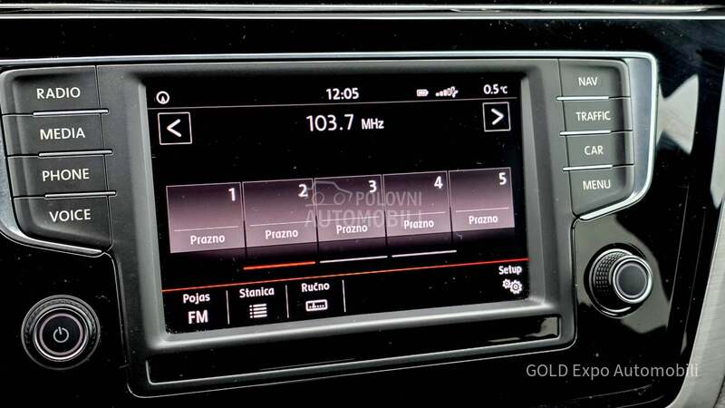 Volkswagen Touran 2.0 TDi 7SD HIGHLINE