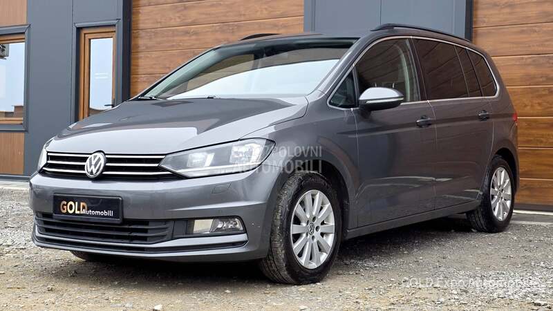 Volkswagen Touran 2.0 TDi 7SD HIGHLINE