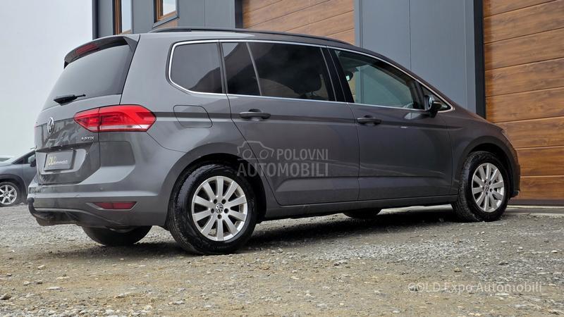 Volkswagen Touran 2.0 TDi 7SD HIGHLINE