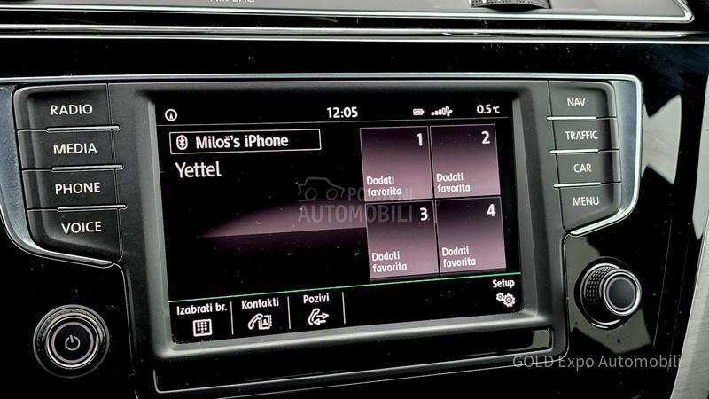 Volkswagen Touran 2.0 TDi 7SD HIGHLINE