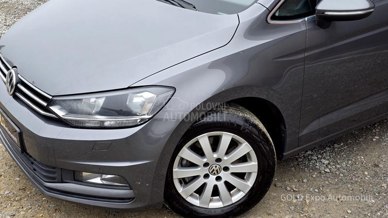 Volkswagen Touran 2.0 TDi 7SD HIGHLINE