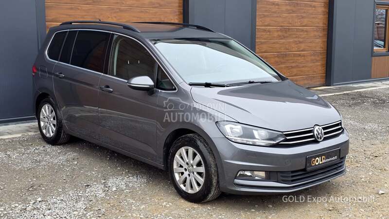 Volkswagen Touran 2.0 TDi 7SD HIGHLINE