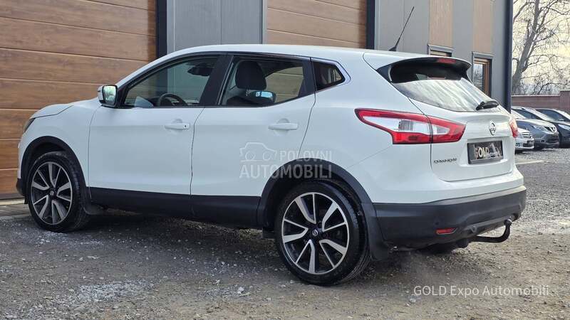 Nissan Qashqai 1.2 DIG-T 120K.M NOV
