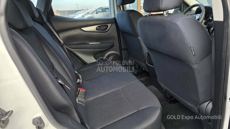 Nissan Qashqai 1.2 DIG-T 120K.M NOV