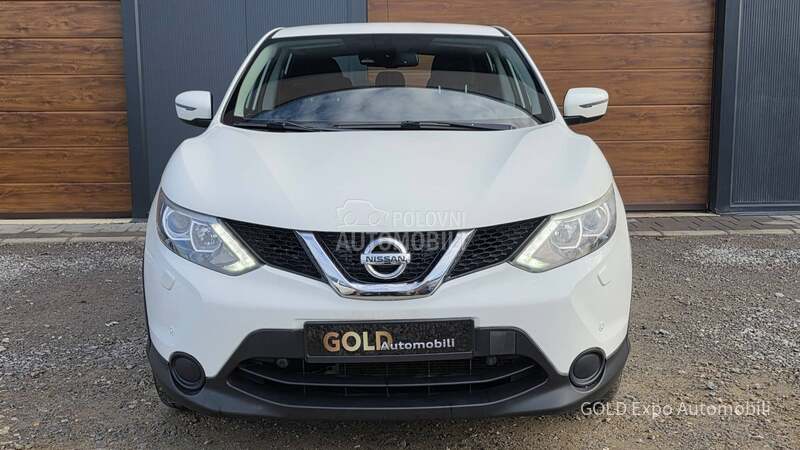 Nissan Qashqai 1.2 DIG-T 120K.M NOV