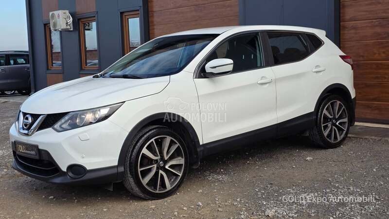 Nissan Qashqai 1.2 DIG-T 120K.M NOV
