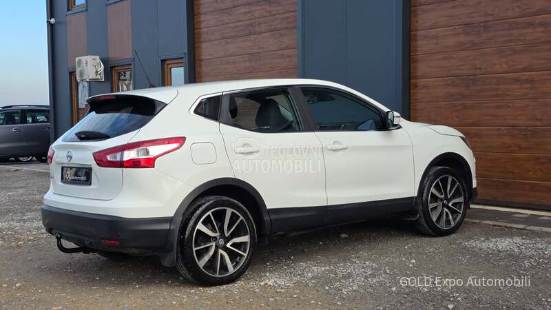 Nissan Qashqai 1.2 DIG-T 120K.M NOV