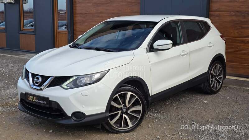 Nissan Qashqai 1.2 DIG-T 120K.M NOV