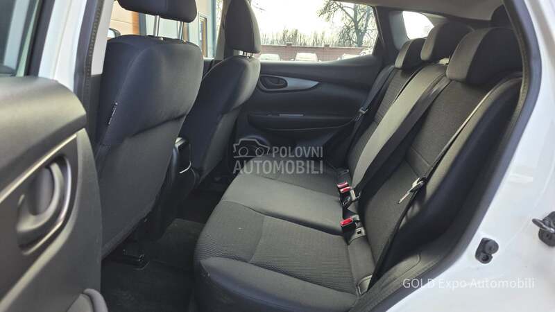 Nissan Qashqai 1.2 DIG-T 120K.M NOV