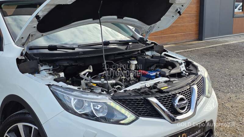 Nissan Qashqai 1.2 DIG-T 120K.M NOV