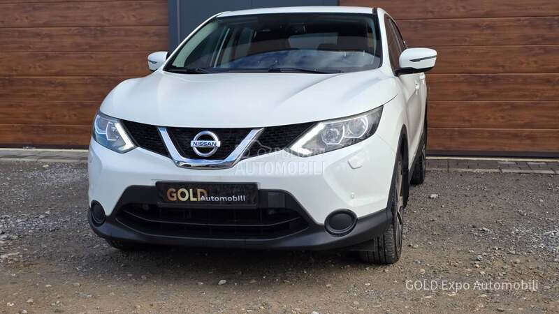 Nissan Qashqai 1.2 DIG-T 120K.M NOV