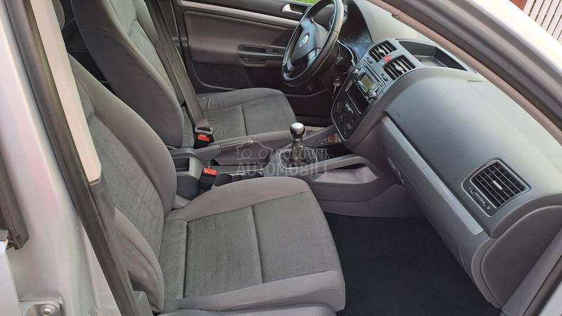 Volkswagen Golf 5 1,9tdi