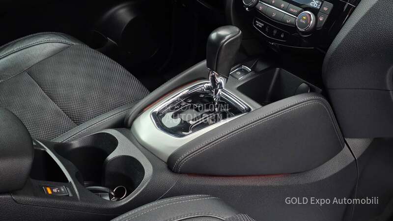 Nissan Qashqai 1.2 X-TRONIC 151K.M.