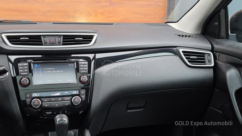 Nissan Qashqai 1.2 X-TRONIC 151K.M.