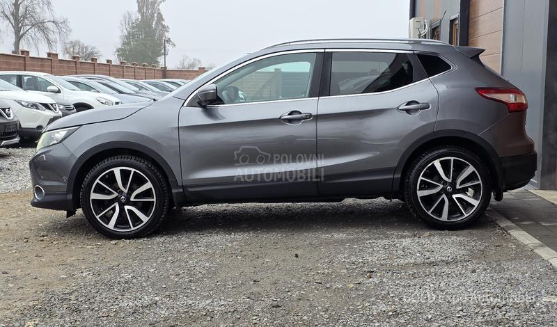 Nissan Qashqai 1.2 X-TRONIC 151K.M.