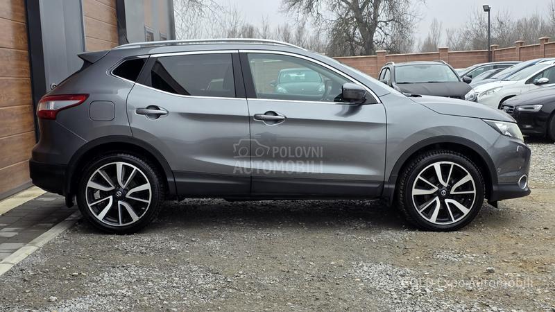 Nissan Qashqai 1.2 X-TRONIC 151K.M.