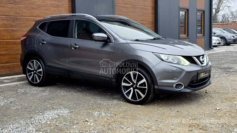 Nissan Qashqai 1.2 X-TRONIC 151K.M.