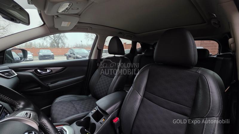 Nissan Qashqai 1.2 X-TRONIC 151K.M.
