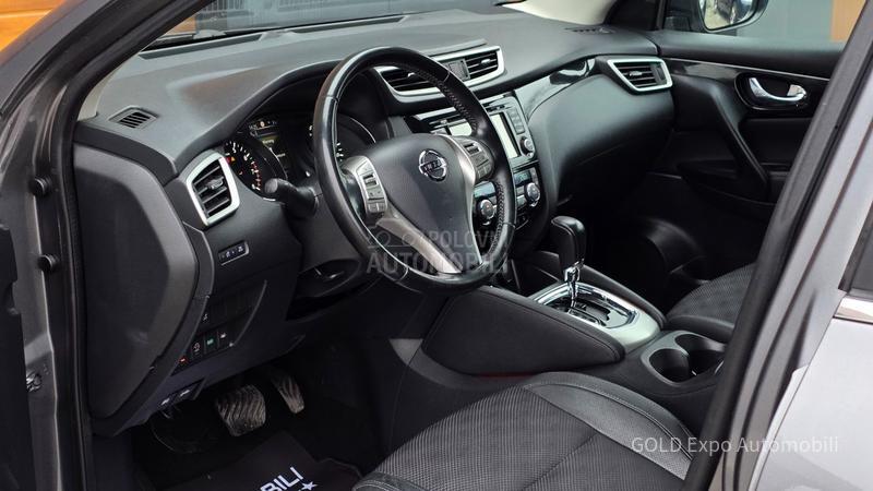 Nissan Qashqai 1.2 X-TRONIC 151K.M.