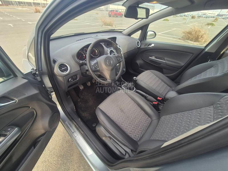 Opel Corsa D 1.3 no.ov