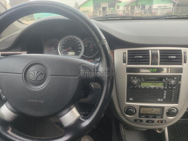 Chevrolet Nubira 1.8b ODLlČAN