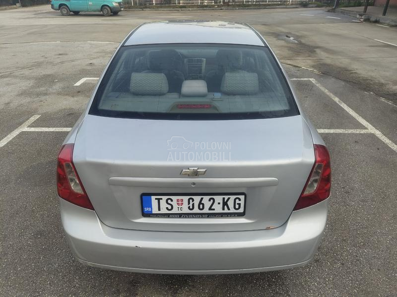Chevrolet Nubira 1.8b ODLlČAN