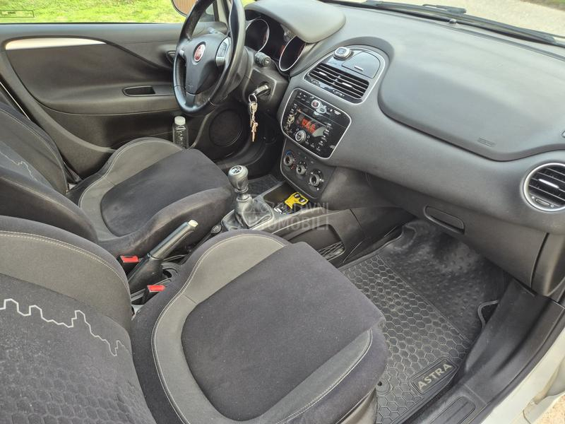 Fiat EVO 1.4i   M.E.T.A.N