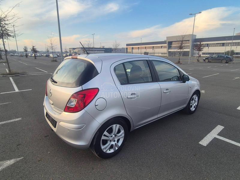 Opel Corsa D 