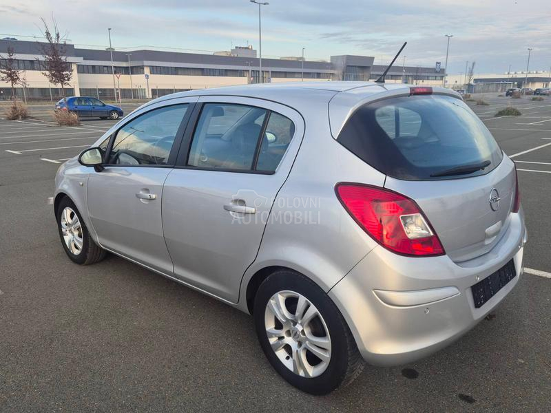 Opel Corsa D 