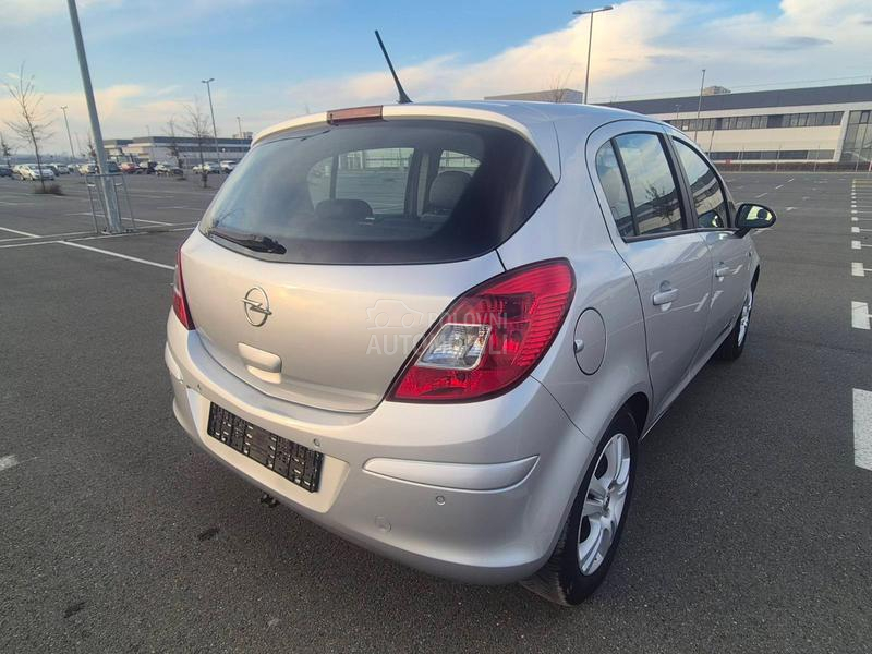 Opel Corsa D 