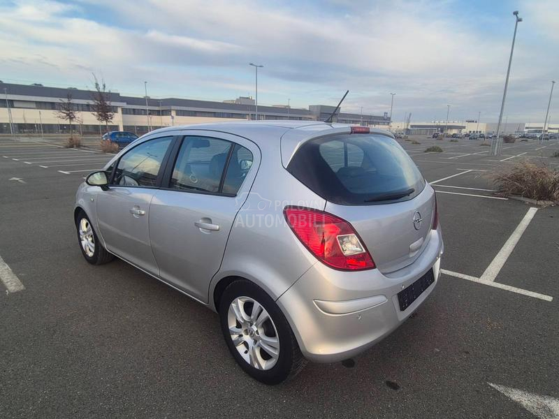 Opel Corsa D 