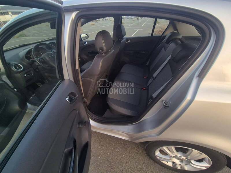 Opel Corsa D 
