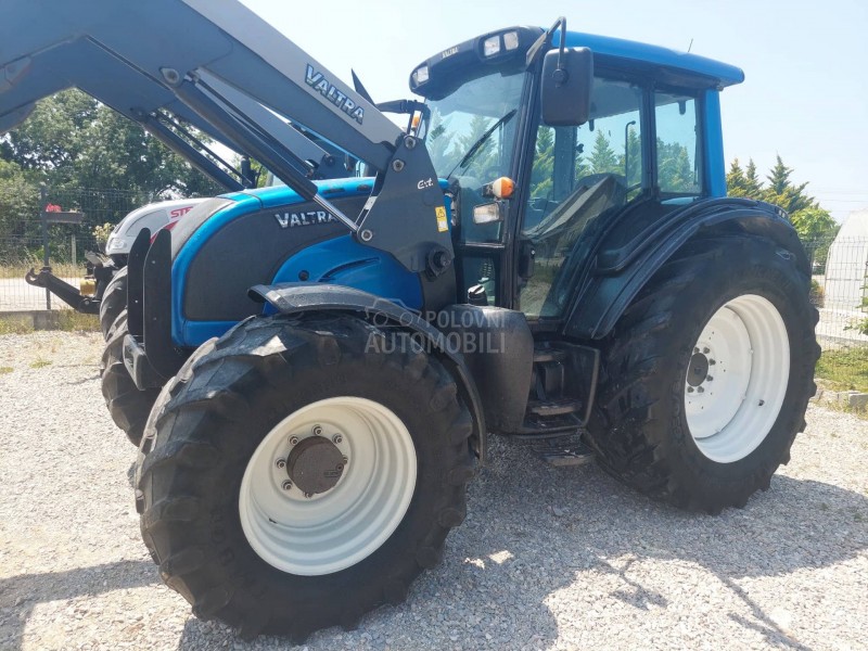 Valtra N101 FABRICKI UTOVARIVAC
