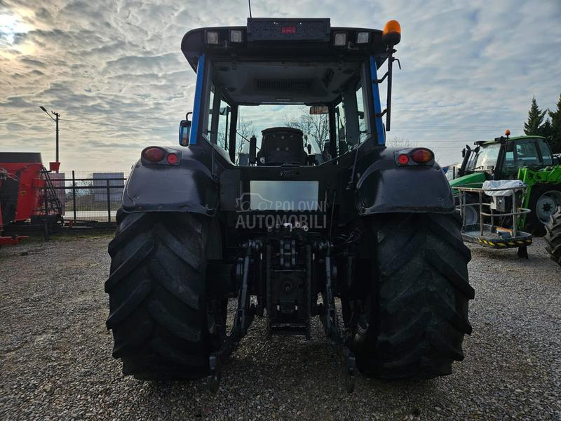 Valtra N101 FABRICKI UTOVARIVAC