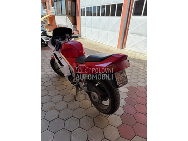 Honda vfr 750