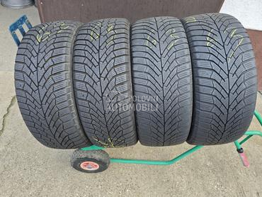 Kumho 225/45 R18 Zimska