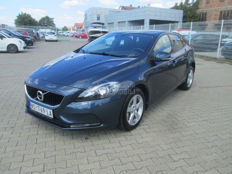Volvo V40 2.0 b
