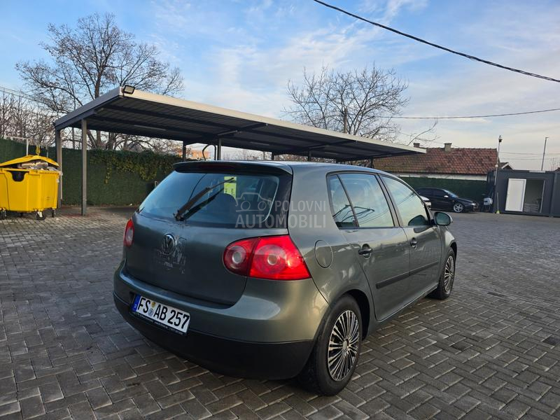 Volkswagen Golf 5 