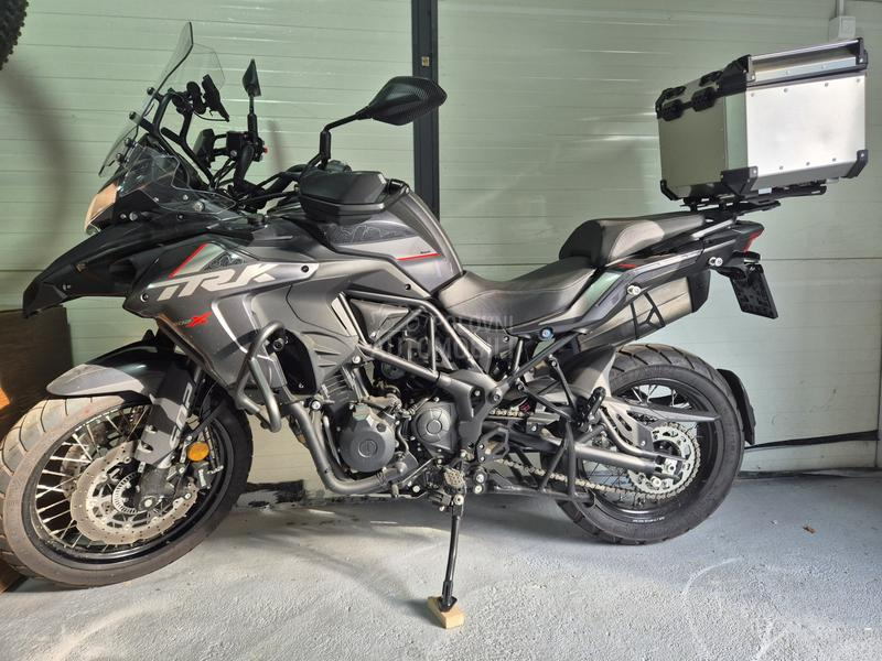 Benelli TRK 502X