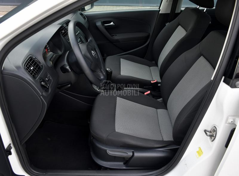 Volkswagen Polo 1.4 / NAV / CH