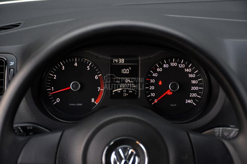 Volkswagen Polo 1.4 / NAV / CH
