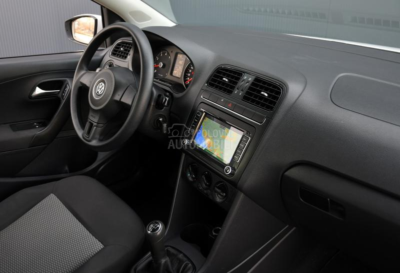 Volkswagen Polo 1.4 / NAV / CH