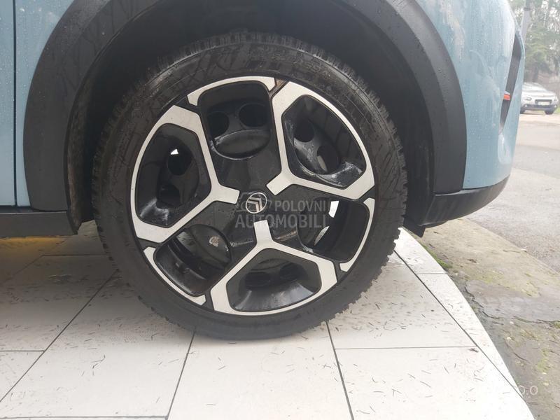 Citroen C3 PLUS 1.2 100