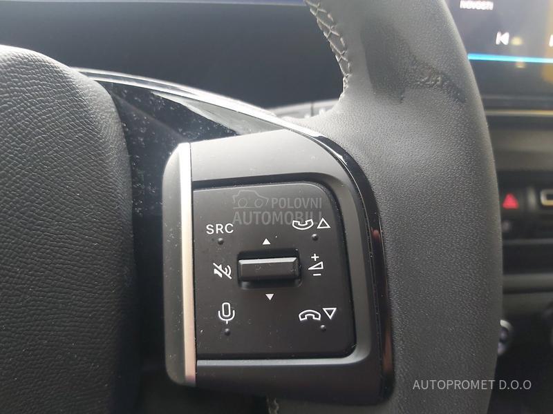 Citroen C3 PLUS 1.2 100