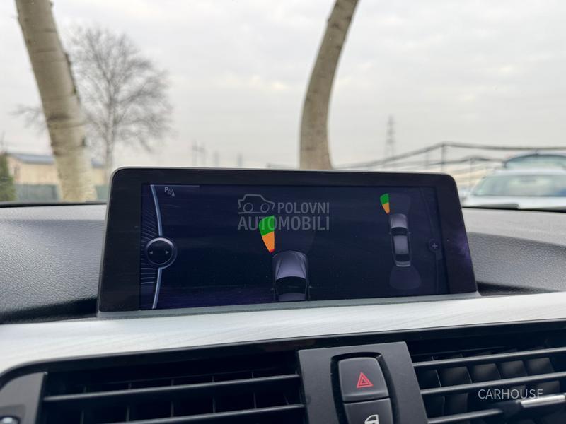 BMW 320 SPORT AUT LED NAV