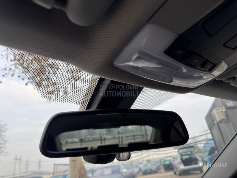 BMW 320 SPORT AUT LED NAV