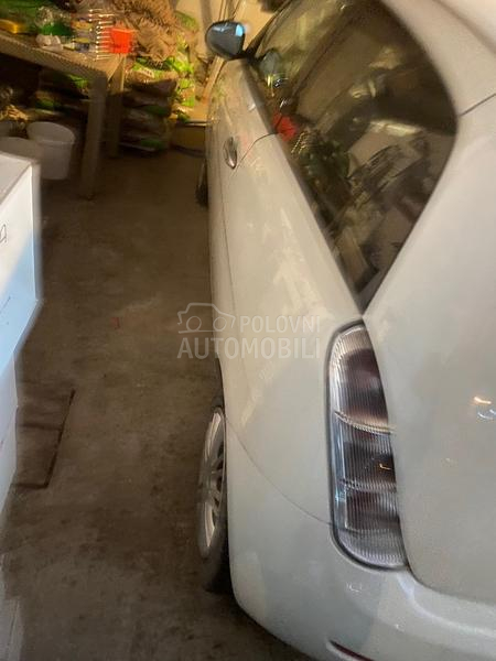 Lancia Ypsilon Lancija 1,4