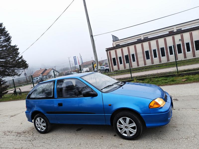 Suzuki Swift 1.0