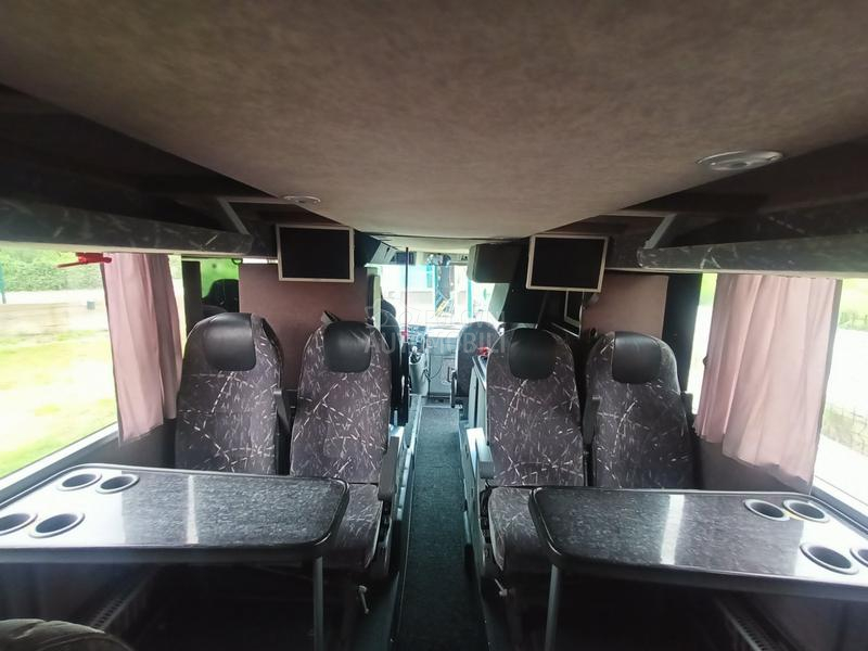 Vanhool TD 927