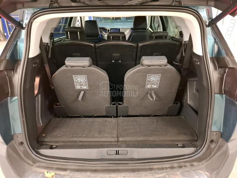 Peugeot 5008 1.6 THP ALLURE